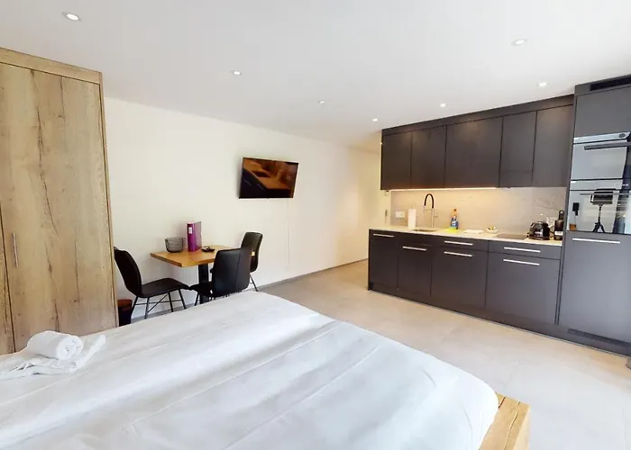 Family Krone Apartman *